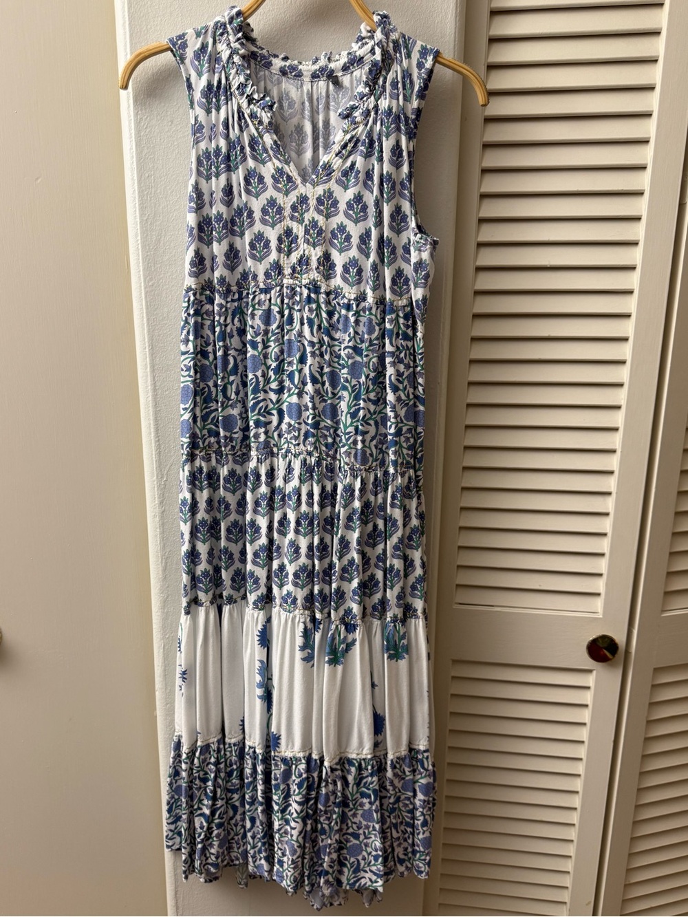 Sleeveless Floral Tiered Maxi Dress in Blue and White with gold thread detailing